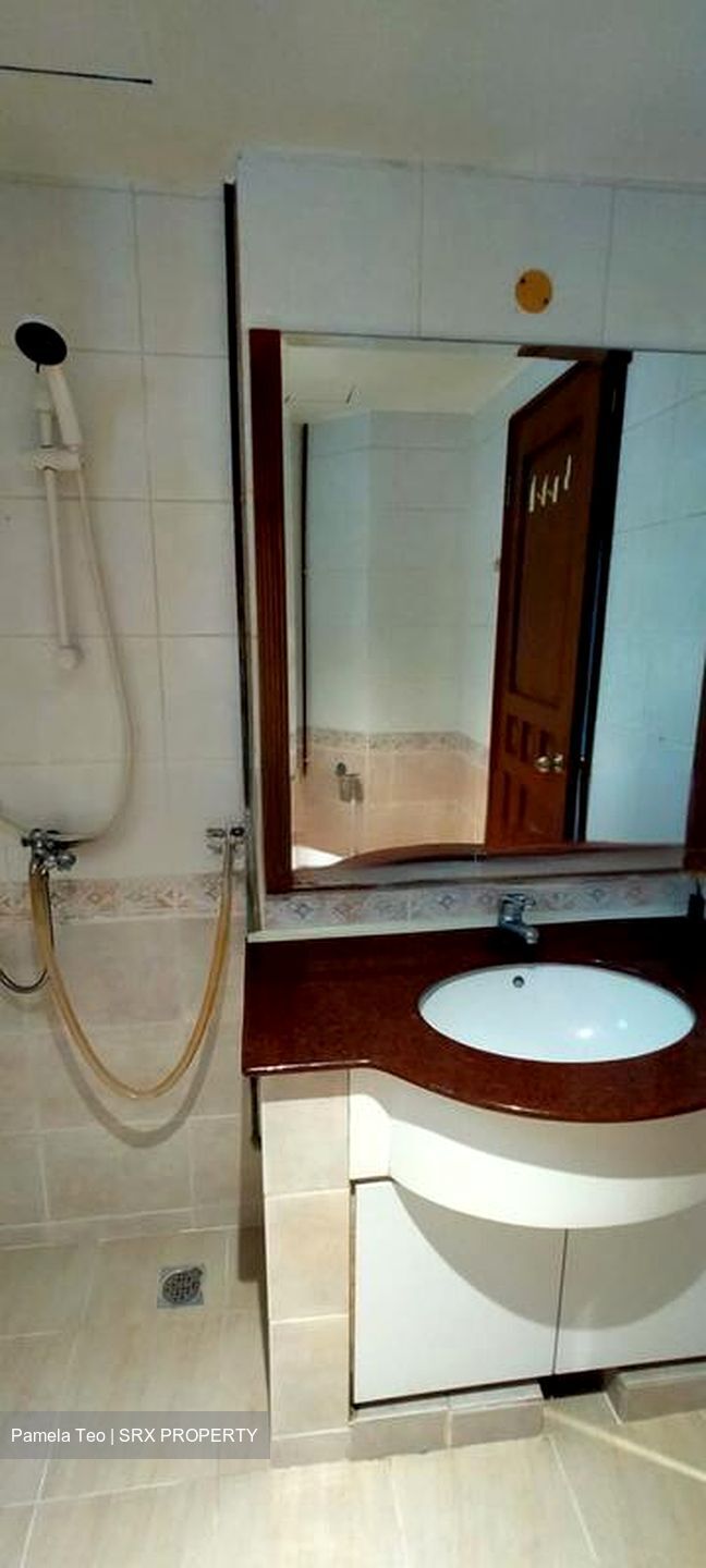 Eastvale (D18), Condominium #525985711